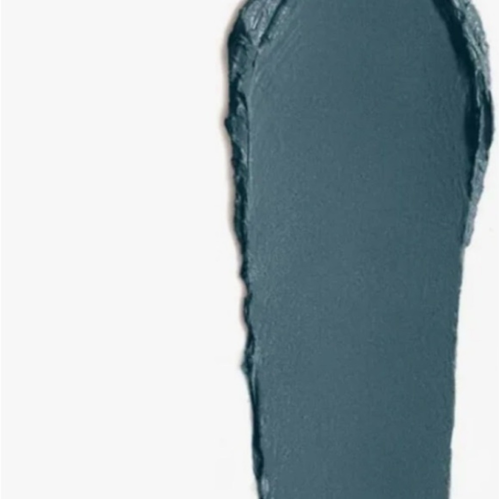NYX Suede Matte Lipstick - Bold Blue “Ace” - Picture 3 of 6
